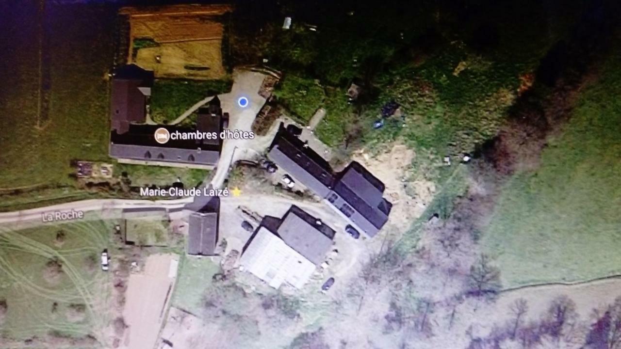 La Roche Bed & Breakfast Saint-Etienne-en-Cogles Bagian luar foto