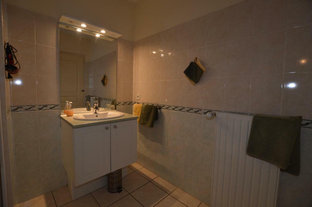 La Roche Bed & Breakfast Saint-Etienne-en-Cogles Bagian luar foto